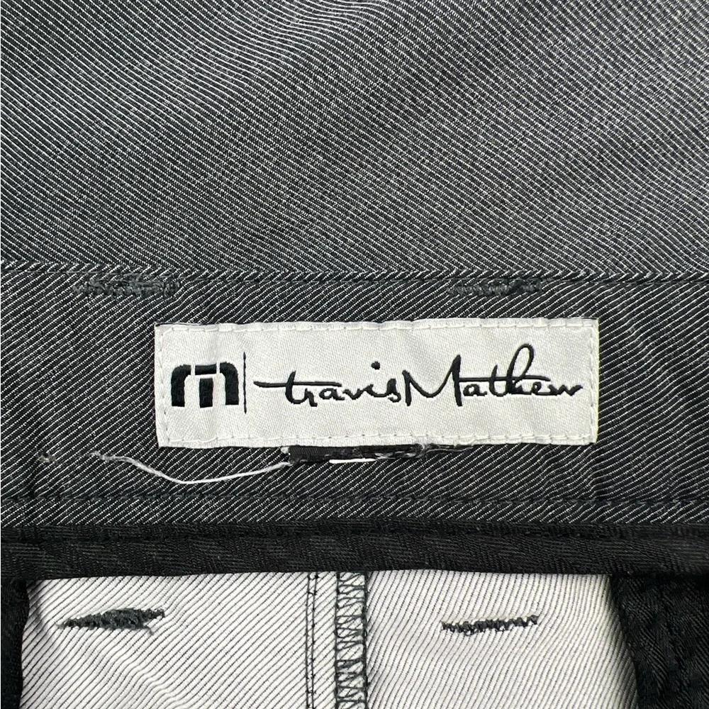Travis Mathew Shorts‎ Men’s 38 (Approx) Gray Golf Flat Front Outdoor - READ!